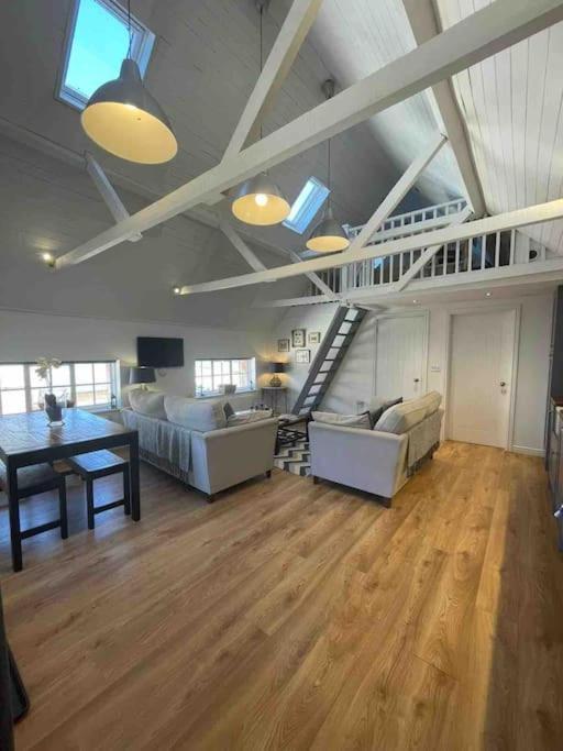Apartamento The Coach House Alderbury Exterior foto