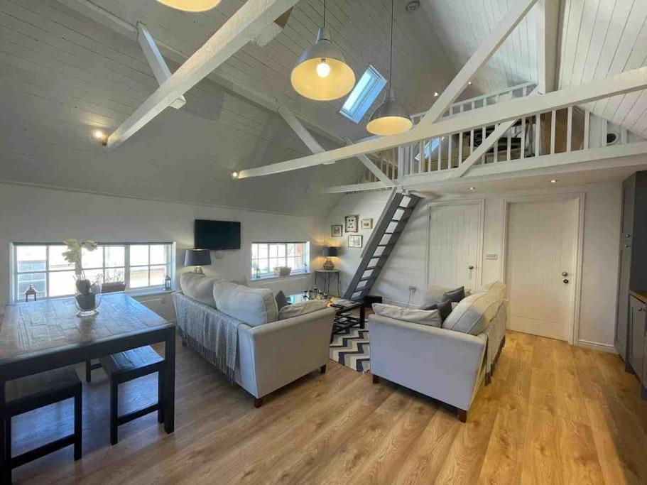 Apartamento The Coach House Alderbury Exterior foto