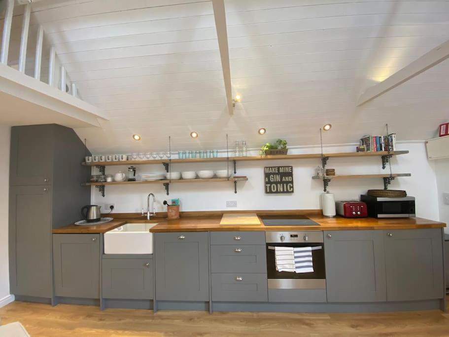 Apartamento The Coach House Alderbury Exterior foto